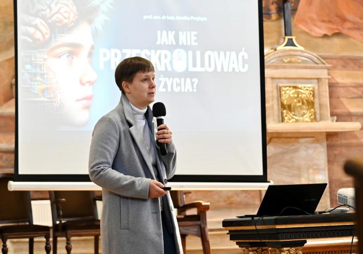 Siedlce: Pierwszy dzień rekolekcji szkolnych