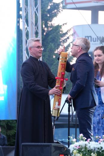 Siedlce „Zaśpiewały dla Jezusa” po raz dziewiąty /WIDEO/