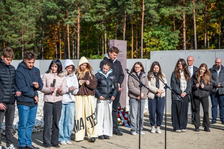 Hołd dla ofiar i bohaterów w Sobiborze